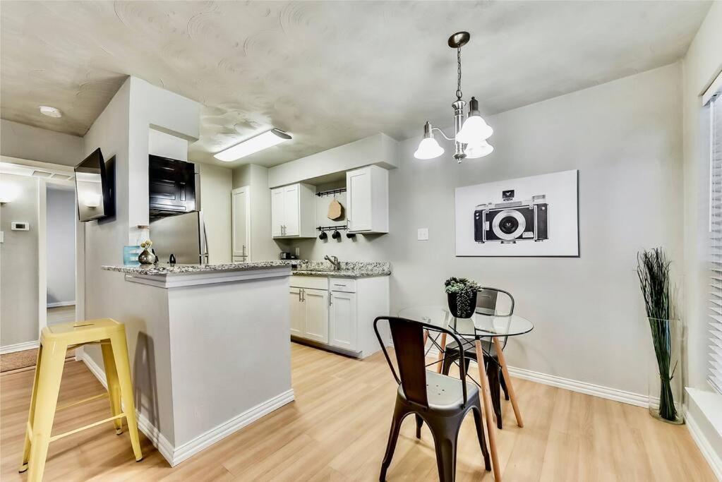 Dallas Boutique Flat + Arboretum Tickets Included Екстериор снимка